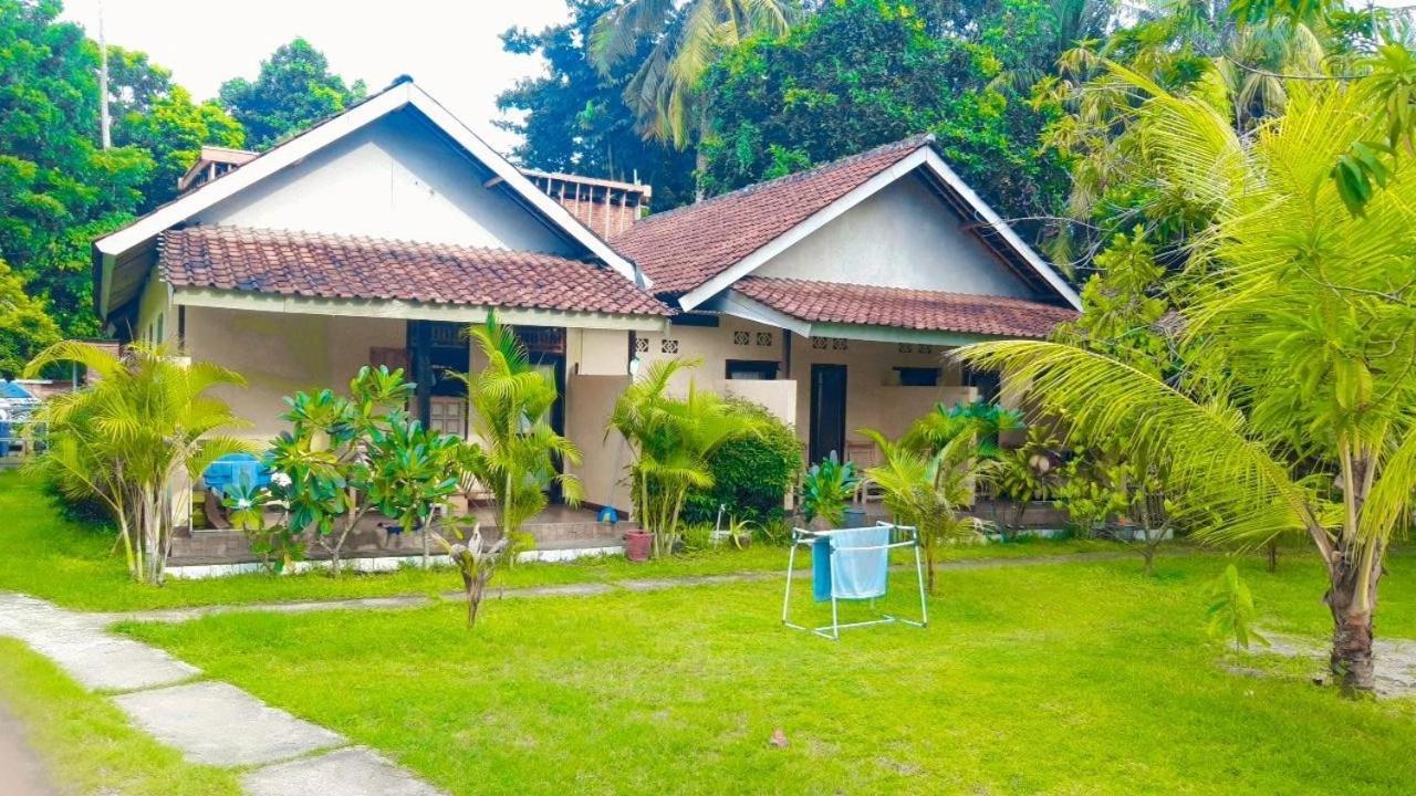 Kuta Lodge Homestay المظهر الخارجي الصورة